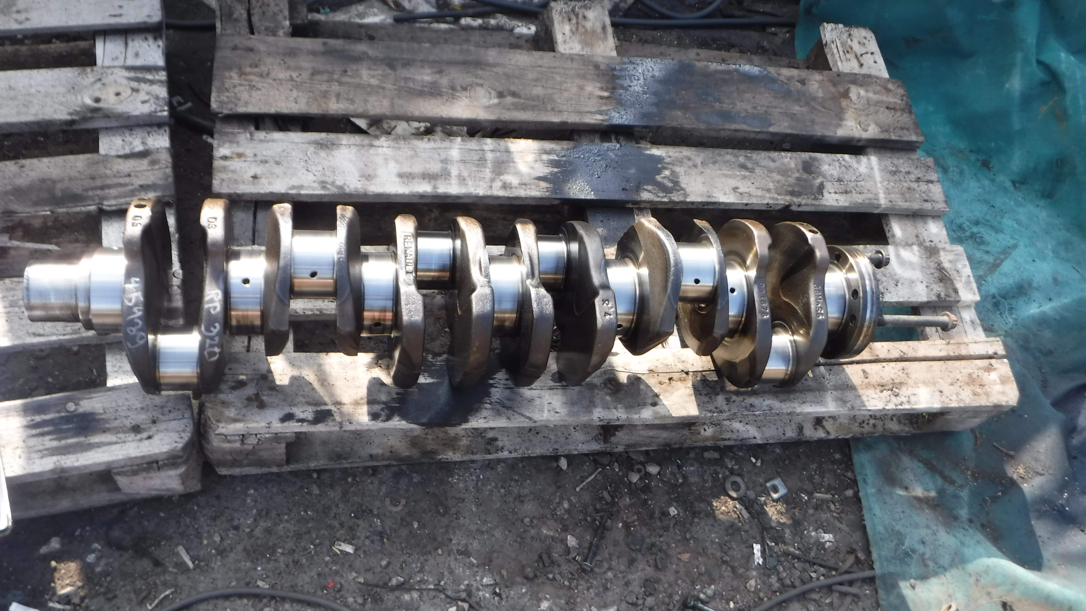 Коленвал Рено премиум Renault Premium DCI320 2005 5600149268 5010359661